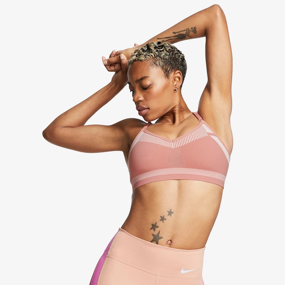 Nike Flyknit Sports Bra